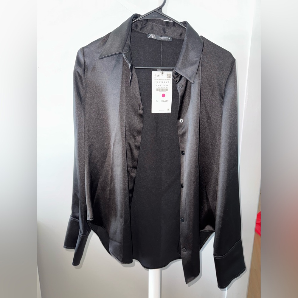 Women’s Zara Black Button Down Blouse